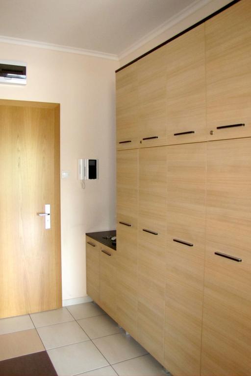 Dunalux Apartman เยอร์ ห้อง รูปภาพ